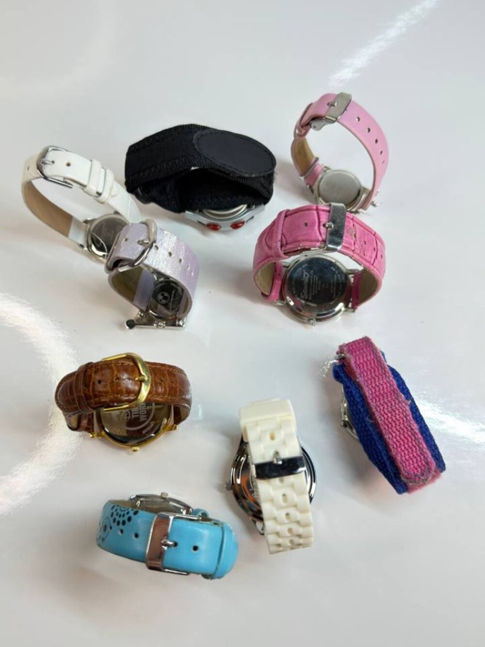 9-Piece Disney, Hello Kitty & LOL Watch Bundle - Picture 8 of 10